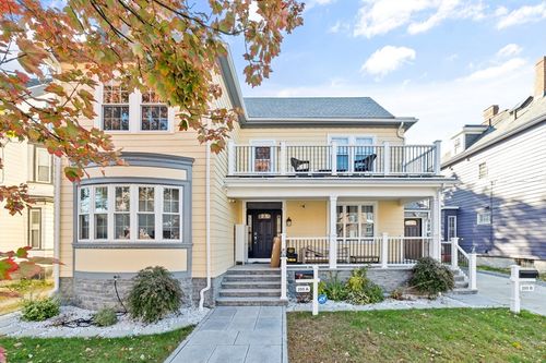 2-205 Mountain Ave, Malden, MA, 02148-2709 | Card Image
