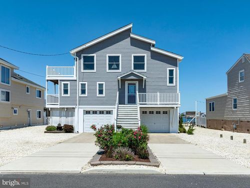 423 N 4th St, Surf City, NJ, 08008-5234 | Card Image