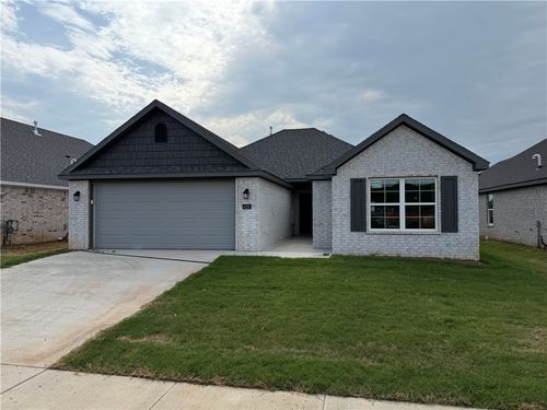 4225 W Barhem Dr, Fayetteville, AR, 72704-4037 | Card Image