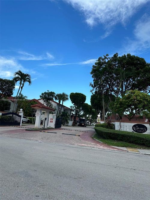 10-7555 Sw 153rd Pl, Miami, FL, 33193-1754 | Card Image