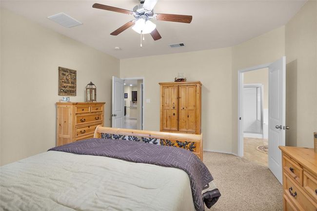 8458 Coral Cove Pass Ln, House other with 3 bedrooms, 2 bathrooms and 2 parking in Conroe TX | Image 29