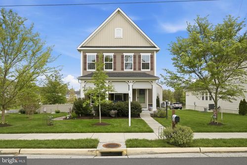 15 S Locust St, LOVETTSVILLE, VA, 20180-8509 | Card Image