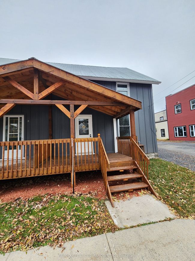 14 Oak St, House attached with 3 bedrooms, 2 bathrooms and 2 parking in Lancaster ON | Image 28