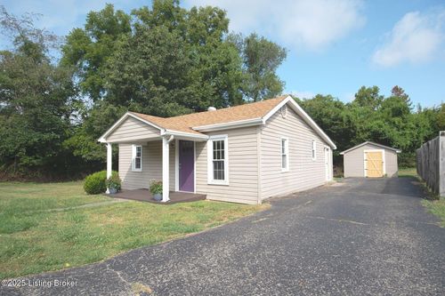108 Center St, Lebanon Junction, KY, 40150-8309 | Card Image
