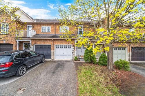 116 Dominion Gardens Dr, Georgetown, ON, L7G6B4 | Card Image