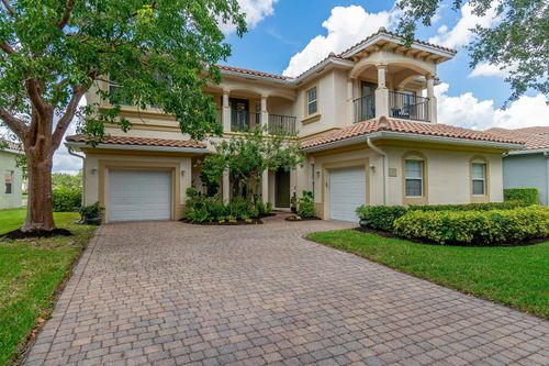 428 Cresta Cir, West Palm Beach, FL, 33413-1042 | Card Image