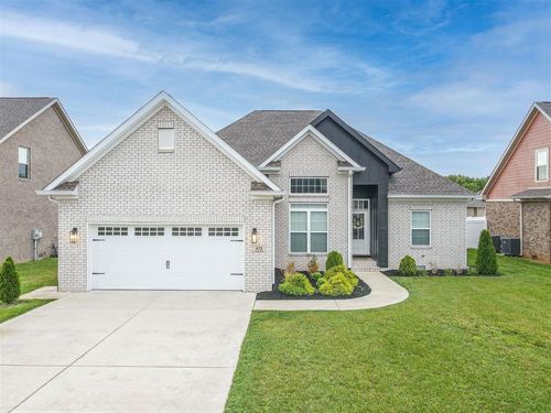 472 Adalynn Cir, Bowling Green, KY, 42104-0001 | Card Image