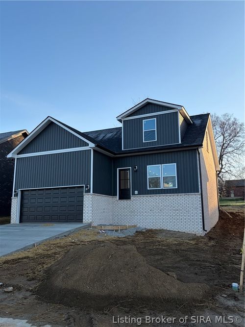 6021 Redberry Juniper Dr, Charlestown, IN, 47111-8652 | Card Image