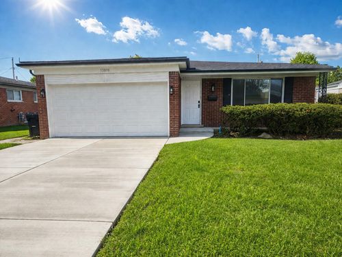13070 Picadilly Dr, Sterling Heights, MI, 48312-1510 | Card Image