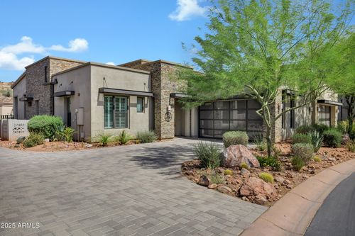 16118 E Ridgestone Dr, Fountain Hills, AZ, 85268-1652 | Card Image