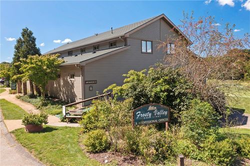 2652 Hidden Valley Rd, Upper St. Clair, PA, 15241-3915 | Card Image