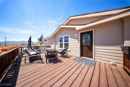 2600 W Gamebird Rd, Pahrump, NV, 89048-1507 | Card Image