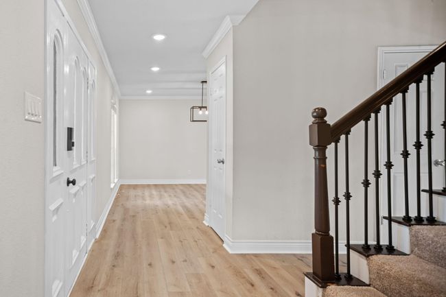 Foyer entry looking towards the dining room | Image 6