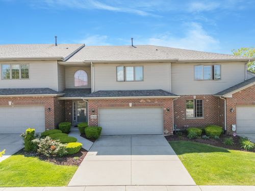 17964 Upland Dr, Tinley Park, IL, 60487-4793 | Card Image