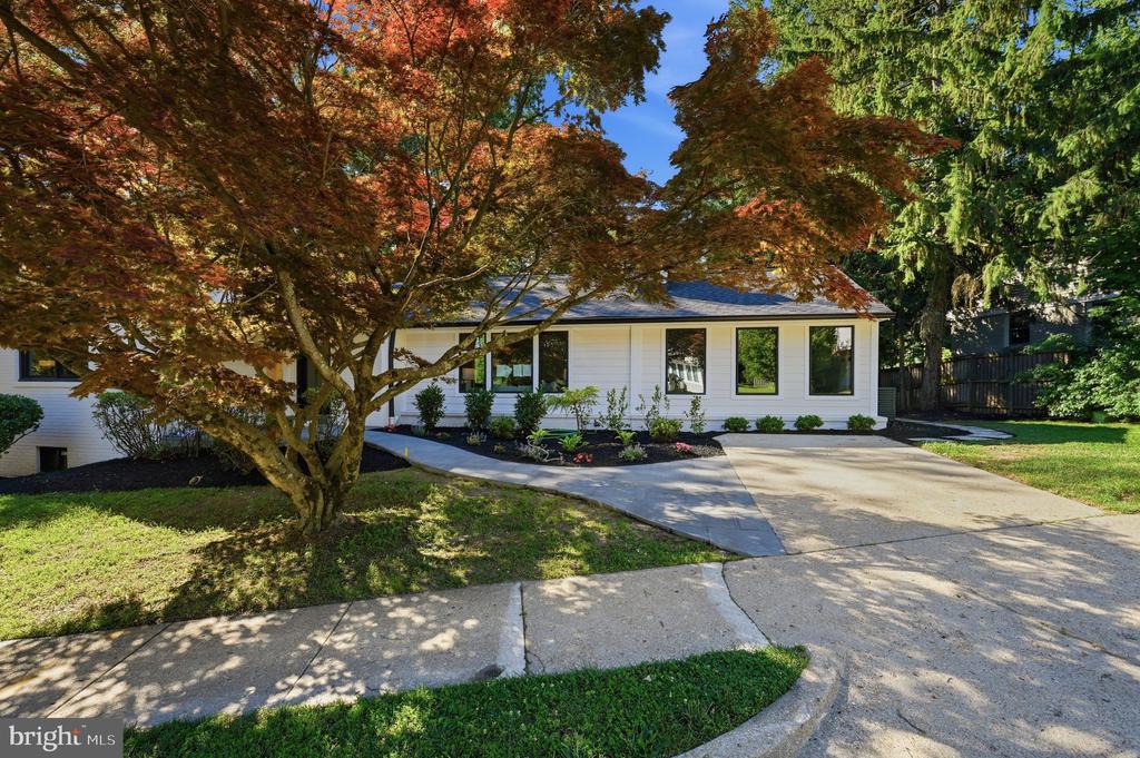 Residential in ARLINGTON 4