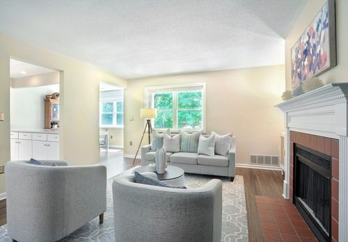 3705-3705 Tuckers Ln, Hingham, MA, 02043-1572 | Card Image