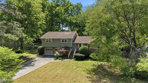 5374 Pounds Dr N, Stone Mountain, GA, 30087-3525 | Card Image