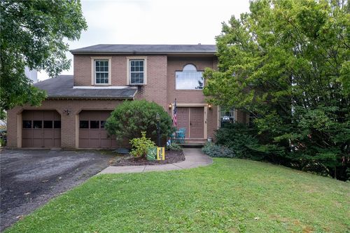 5025 Meadow Crest Dr, Allison Park, PA, 15101-1082 | Card Image