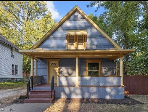 374 Gibbs Pl, Akron, OH, 44306-1106 | Card Image