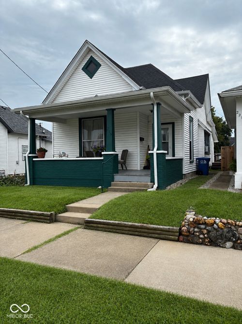 219 W Locust St, Shelbyville, IN, 46176-2019 | Card Image