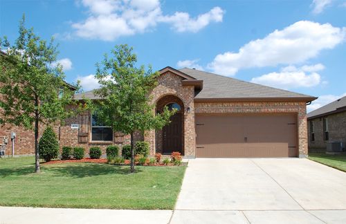 473 Spring Dr, Saginaw, TX, 76131-3161 | Card Image