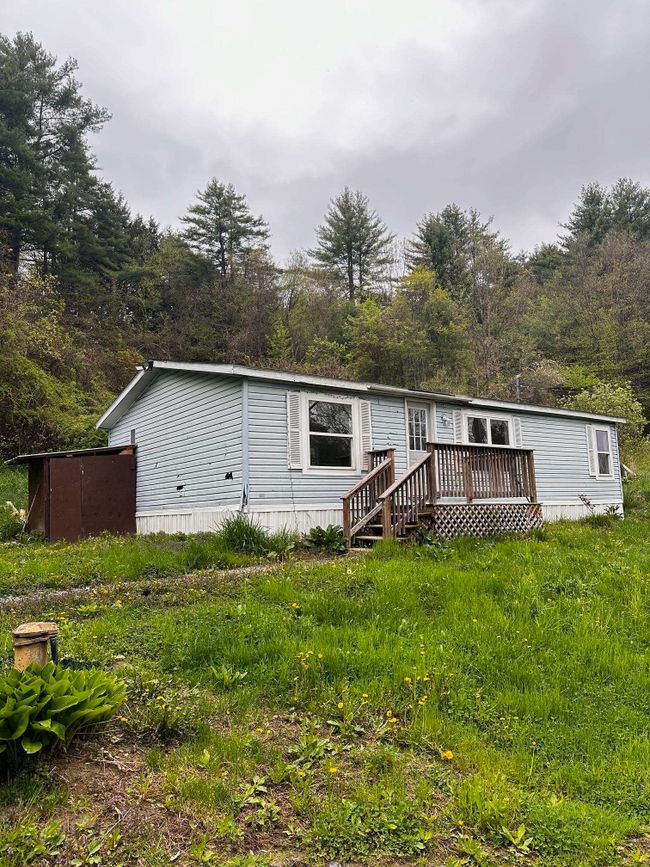 467 River Road, House other with 3 bedrooms, 2 bathrooms and null parking in Putney VT | Image 1