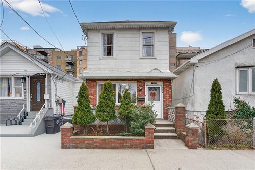 1116 Banner Ave, Brooklyn, NY, 11235-5217 | Card Image