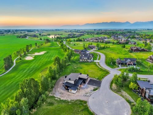 33 Leachman Ln, Bozeman, MT, 59718-9665 | Card Image
