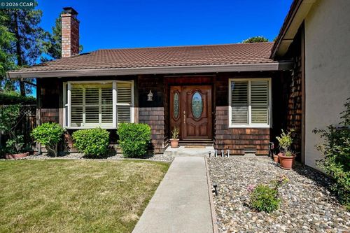 1284 Pinecrest Dr, Concord, CA, 94521-3521 | Card Image