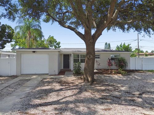 8672 78th Pl, SEMINOLE, FL, 33777-4207 | Card Image