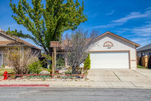 7951 Big River Dr, Reno, NV, 89506-2175 | Card Image