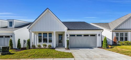2823 Butlers Green Cir, Chattanooga, TN, 37421-6940 | Card Image
