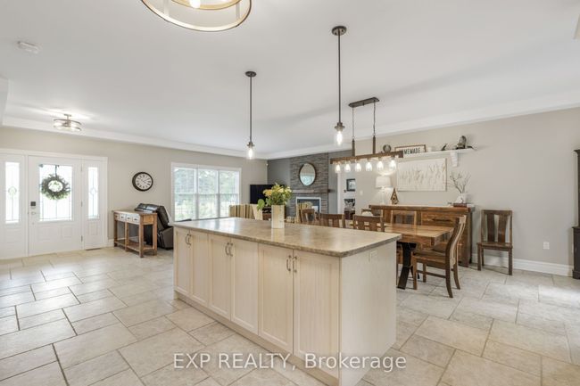 3057 Henrie Rd, House other with 3 bedrooms, 4 bathrooms and 8 parking in Saint-Pascal-Baylon ON | Image 9