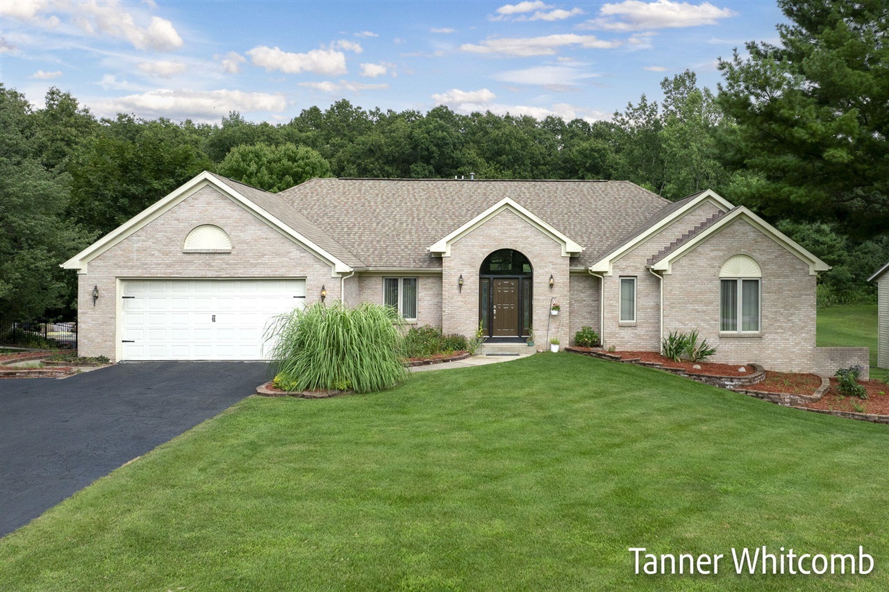 Riverwoods Dr, Rockford, MI 49341