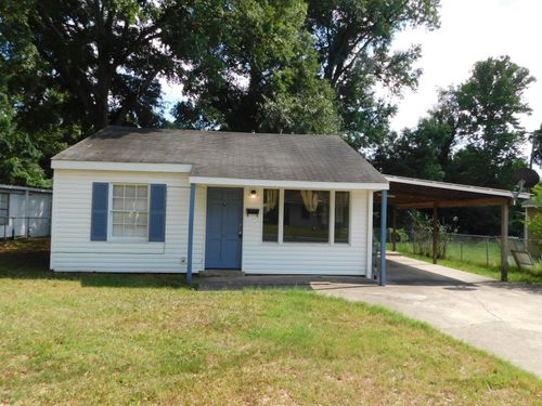 311 S Park Dr, Springhill, LA, 71075-3449 | Card Image