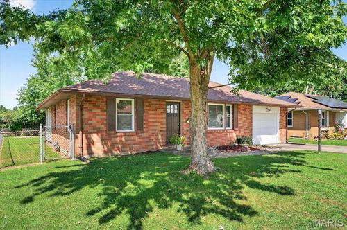 125 Roberts St, Jerseyville, IL, 62052-1345 | Card Image