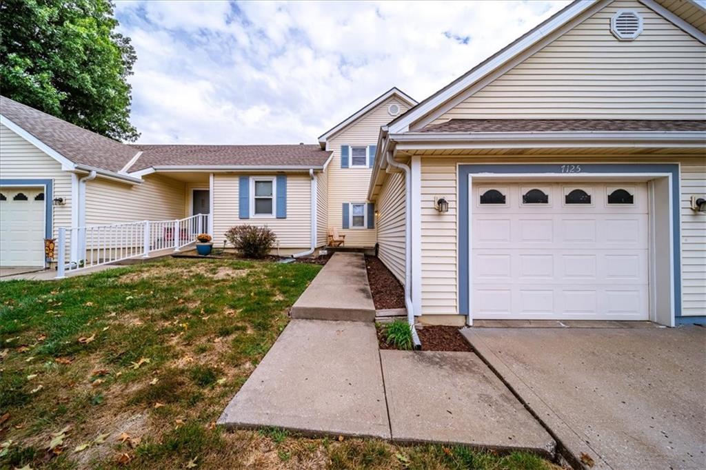 Brooklyn Ave, Kansas City, MO 64118