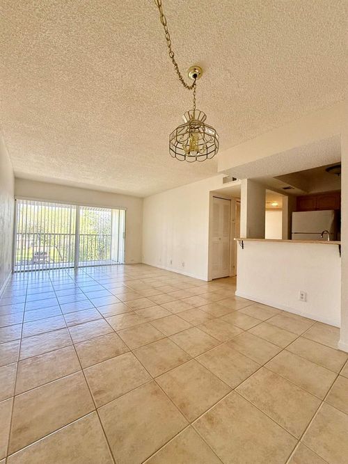 203-1500 Se Royal Green Cir, Port St Lucie, FL, 34952-4659 | Card Image