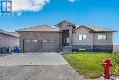 200 Canada St, House other with 5 bedrooms, 3 bathrooms and null parking in Hanley SK | Image 1