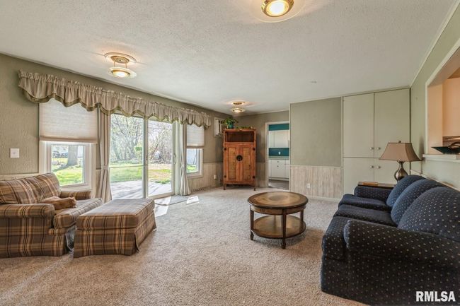 1211 15 Th St, House other with 4 bedrooms, 3 bathrooms and null parking in Bettendorf IA | Image 17