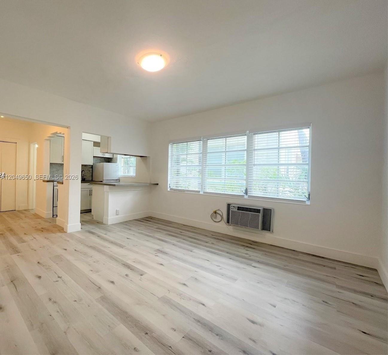 Residential Lease in Miami Beach 3