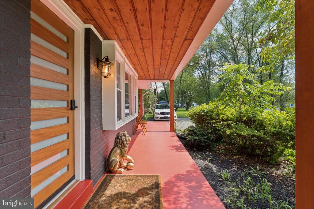 Residential in ELLICOTT CITY 4