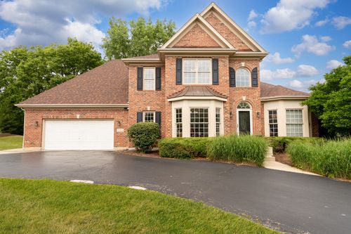 4308 Royal Windyne Ct, St. Charles, IL, 60174-8723 | Card Image