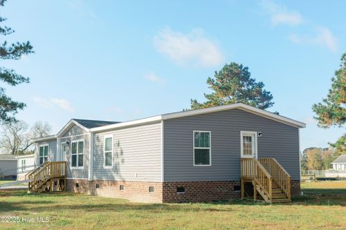 223 Ferrell Vance Ln, Pinetown, NC, 27865-8000 | Card Image