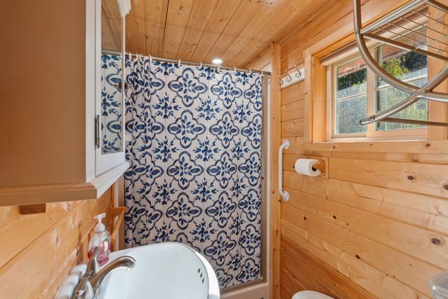 Full bath | Image 61