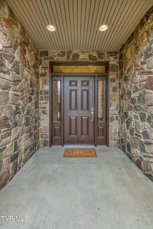 94 Cypress Ridge Ct, House other with 4 bedrooms, 3 bathrooms and null parking in Jonesborough TN | Image 4