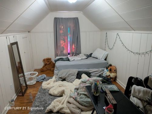 717 Huron Street, Flint, MI, 48507 | Card Image