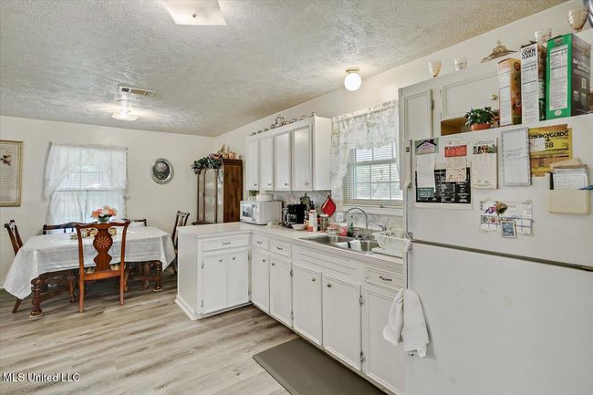 12-869 B Parks Rd | Image 18