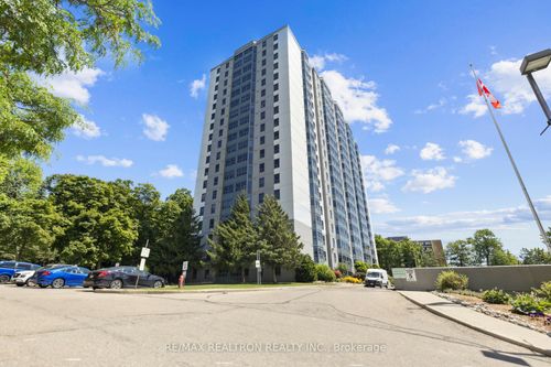 408-55 Green Valley Dr, Kitchener, ON, N2P1Z6 | Card Image
