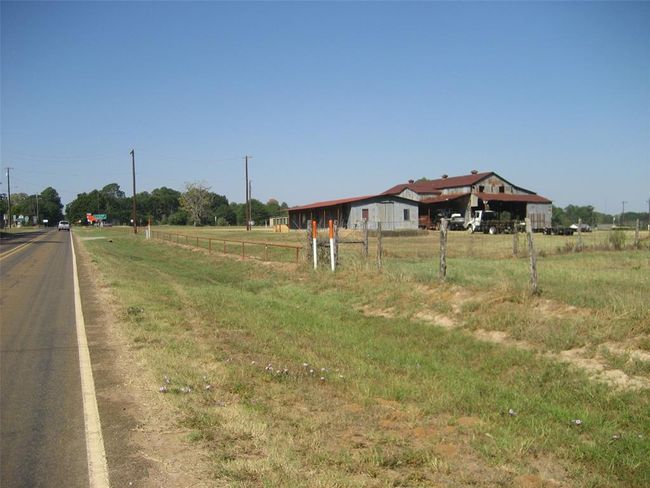 391 Fm 2423, Home with 0 bedrooms, 0 bathrooms and null parking in Grapeland TX | Image 10